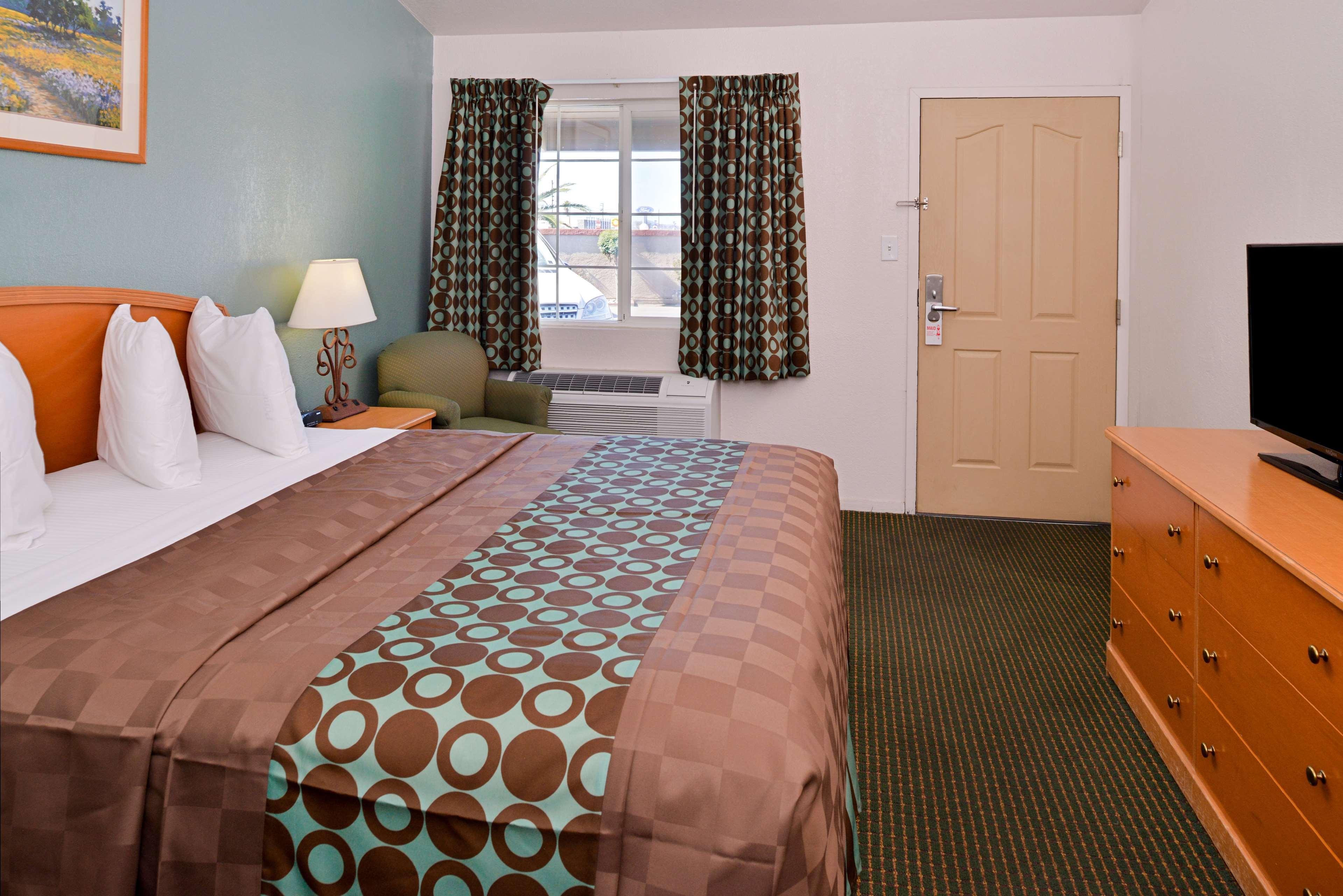 Americas Best Value Inn לוס באנוס מראה חיצוני תמונה